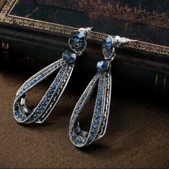 925 Sterling Silver Earrings Blue Sapphire - Picture 3 of 5